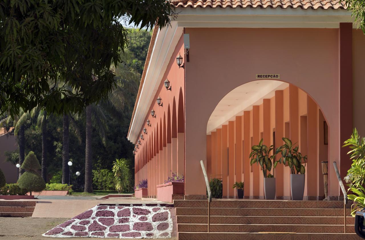 Dunia Hotel Bissau Eksteriør billede