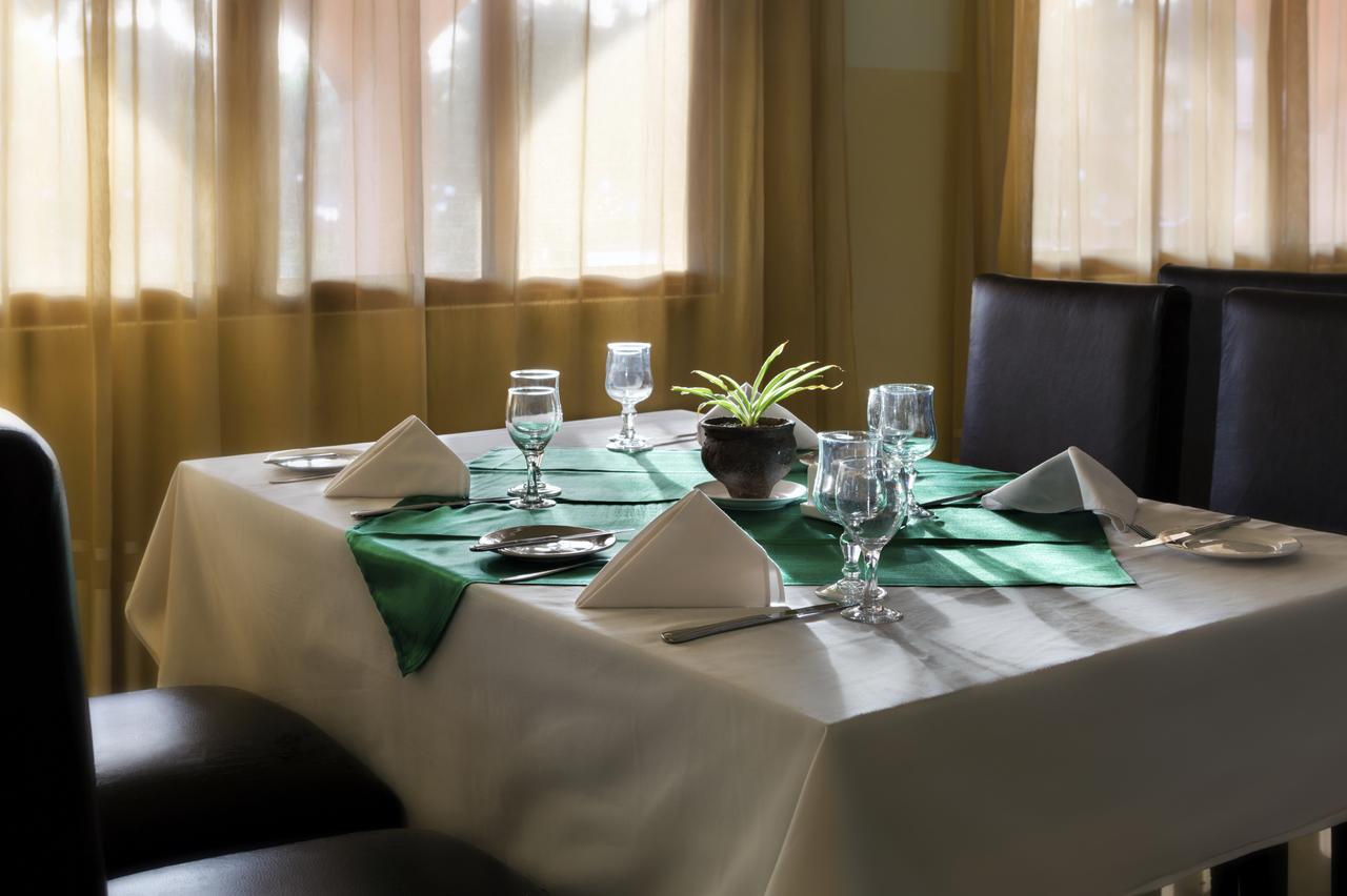 Dunia Hotel Bissau Eksteriør billede