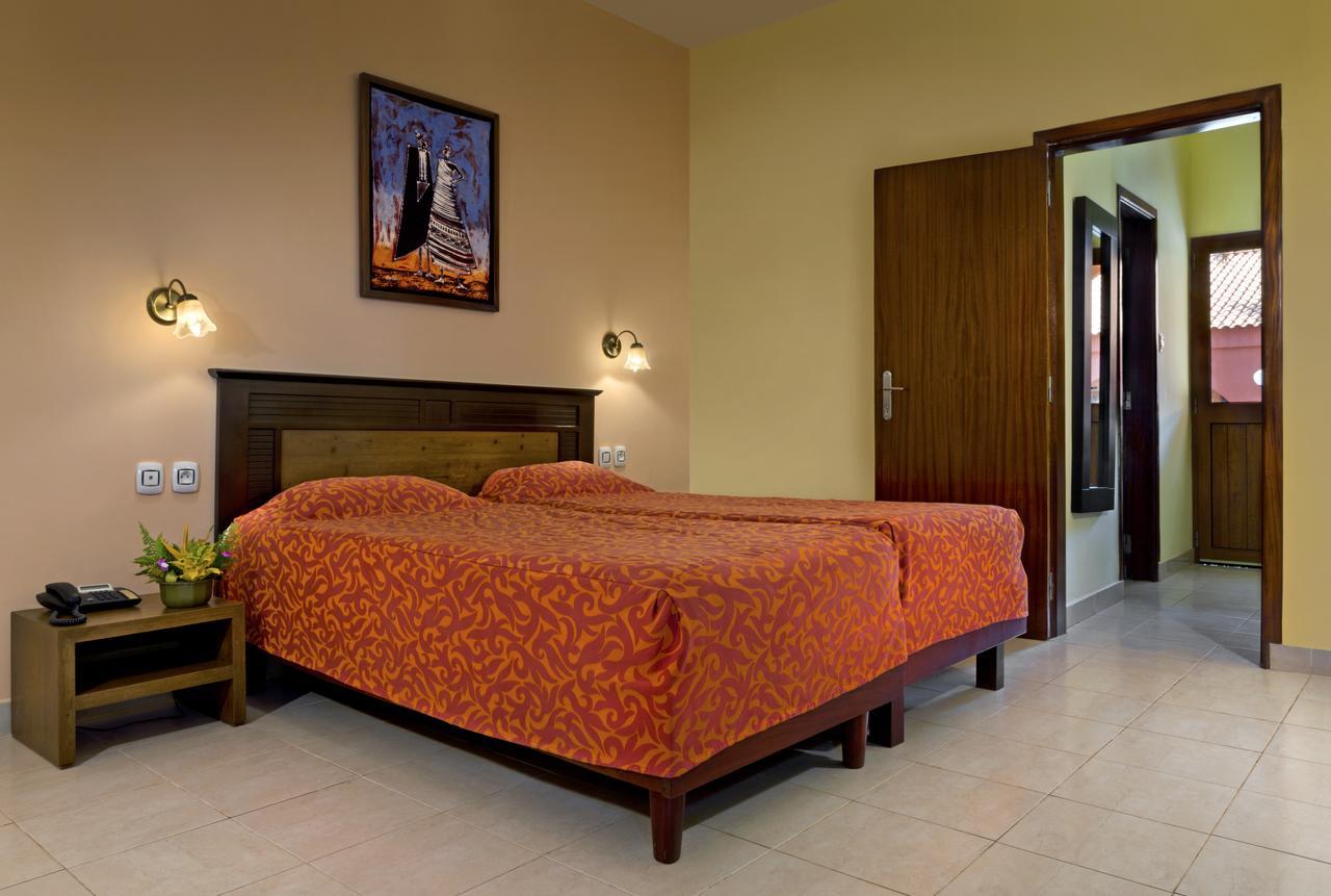 Dunia Hotel Bissau Eksteriør billede